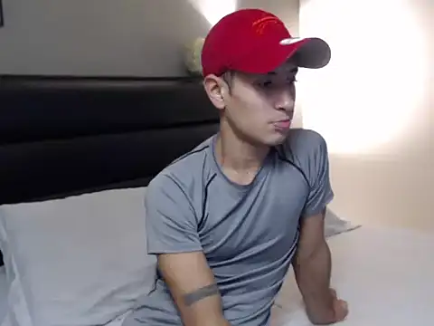 RetainedHound online show from September 30, 2025, 9:21 pm