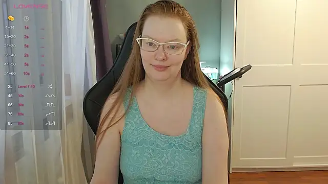 Lady Inari online show from February 6, 2026, 2:13 pm