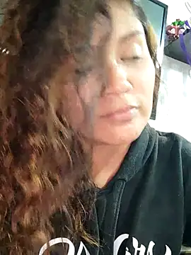 Snapshot of kinky_mila@xh chatting on March 17, 2025, 3:25 am kinky milaxh online show from March 17, 2025, 3:25 am