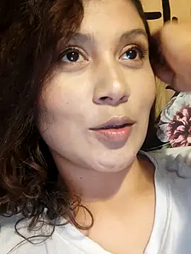 Snapshot of kinky_mila@xh chatting on March 13, 2025, 2:49 am kinky milaxh online show from March 13, 2025, 2:49 am