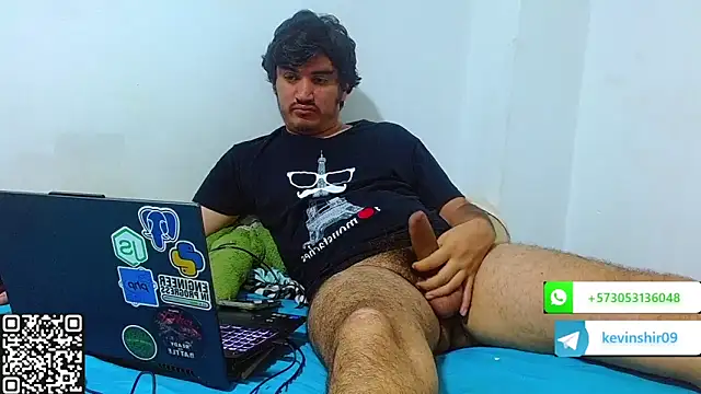 Snapshot of biglatin80 chatting on March 30, 2026, 4:03 am biglatin80 online show from March 30, 2026, 4:03 am