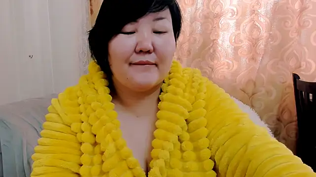 Snapshot of pussygold88 chatting on November 5, 2025, 9:34 am pussygold88 online show from November 5, 2025, 9:34 am