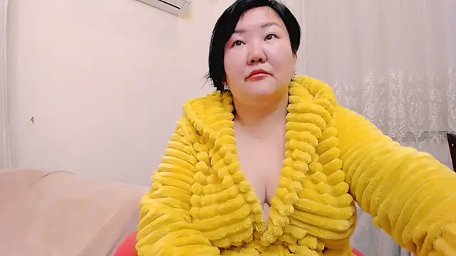 Snapshot of pussygold88 chatting on November 11, 2025, 1:17 pm pussygold88 online show from November 11, 2025, 1:17 pm