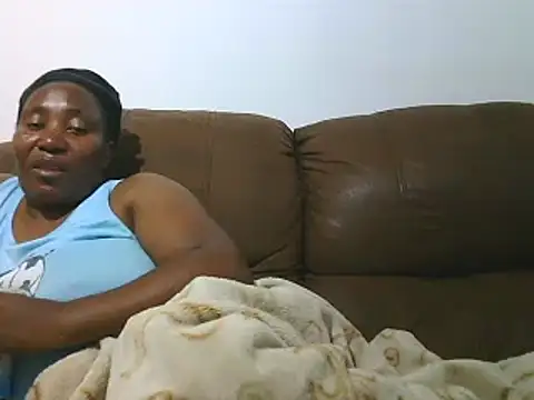 ebonytitts4u online show from February 25, 2026, 7:47 pm