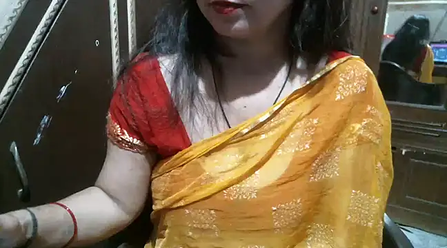 Snapshot of UrsMansi chatting on March 8, 2025, 4:56 am UrsMansi online show from March 8, 2025, 4:56 am