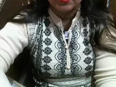 Snapshot of UrsMansi chatting on December 27, 2024, 6:10 pm UrsMansi online show from December 27, 2024, 6:10 pm