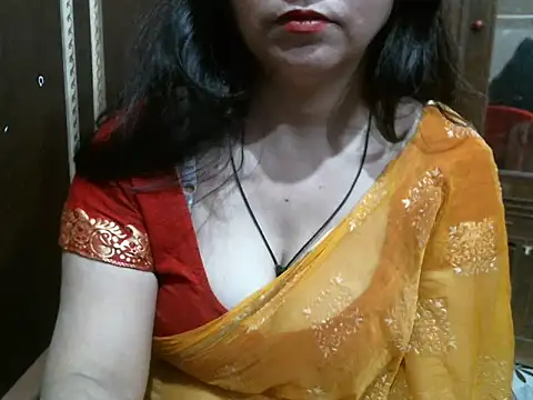 Snapshot of UrsMansi chatting on February 10, 2025, 9:47 pm UrsMansi online show from February 10, 2025, 9:47 pm