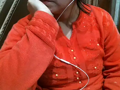 Snapshot of UrsMansi chatting on January 10, 2025, 8:07 am UrsMansi online show from January 10, 2025, 8:07 am