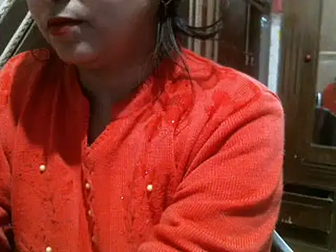 Snapshot of UrsMansi chatting on January 16, 2025, 4:49 am UrsMansi online show from January 16, 2025, 4:49 am