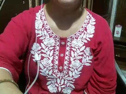 Snapshot of UrsMansi chatting on September 10, 2025, 7:29 am UrsMansi online show from September 10, 2025, 7:29 am