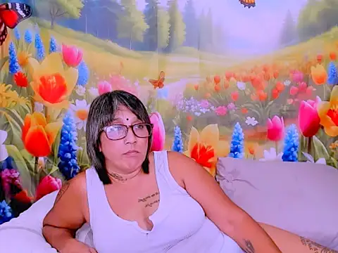 Snapshot of indianroxy chatting on February 21, 2026, 6:54 pm indianroxy online show from February 21, 2026, 6:54 pm