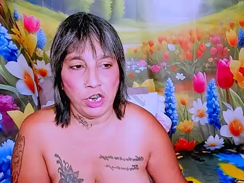 Snapshot of indianroxy chatting on February 5, 2026, 7:04 am indianroxy online show from February 5, 2026, 7:04 am