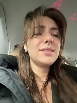 Snapshot of MariiD chatting on March 2, 2025, 7:21 am MariiD online show from March 2, 2025, 7:21 am