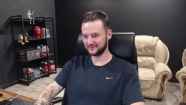 MihasikD online show from October 21, 2025, 7:41 am