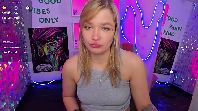 BellaDreamy online show from March 29, 2026, 8:49 am