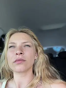 Snapshot of AnastasiaAniess chatting on May 31, 2026, 10:32 am AnastasiaAniess online show from May 31, 2026, 10:32 am
