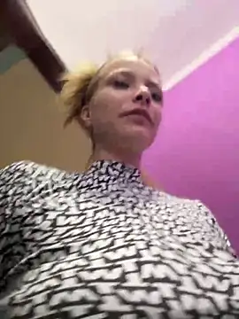 AnastasiaAniess online show from March 1, 2025, 4:33 pm