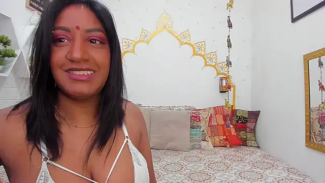 Snapshot of LadyNahir chatting on March 22, 2025, 8:40 am LadyNahir online show from March 22, 2025, 8:40 am