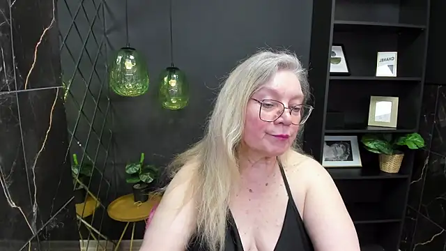 Snapshot of NataliMellow chatting on March 15, 2025, 4:32 pm NataliMellow online show from March 15, 2025, 4:32 pm