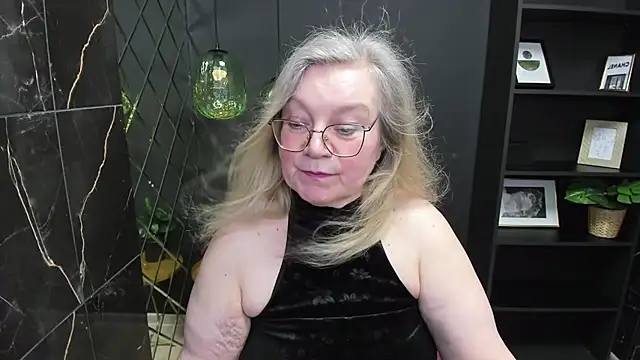 Snapshot of NataliMellow chatting on February 26, 2025, 7:42 pm NataliMellow online show from February 26, 2025, 7:42 pm