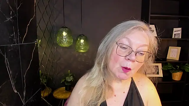 NataliMellow online show from February 27, 2026, 1:11 pm