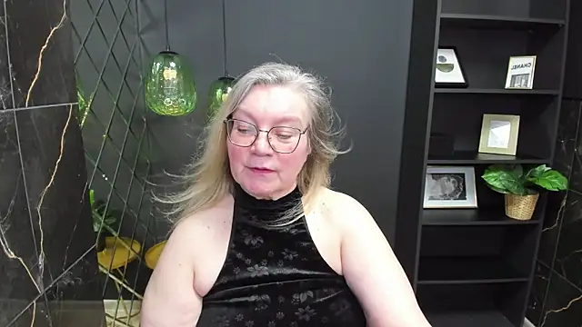 Snapshot of NataliMellow chatting on March 19, 2025, 7:17 pm NataliMellow online show from March 19, 2025, 7:17 pm