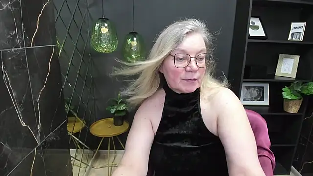 Snapshot of NataliMellow chatting on February 19, 2025, 7:26 pm NataliMellow online show from February 19, 2025, 7:26 pm