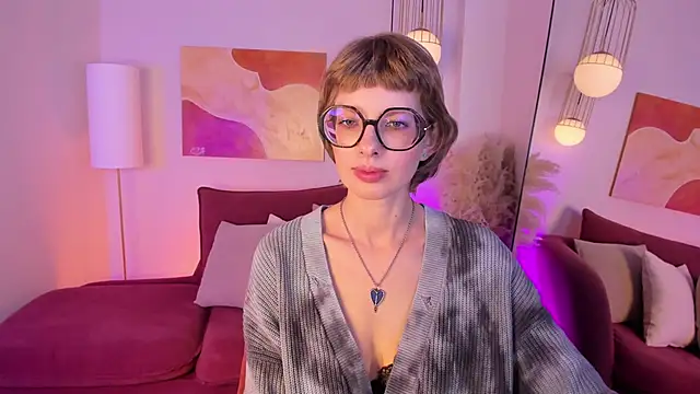 Snapshot of RubySoft chatting on November 13, 2025, 8:57 pm RubySoft online show from November 13, 2025, 8:57 pm