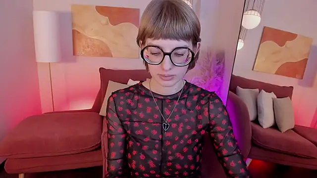 Snapshot of RubySoft chatting on December 1, 2025, 9:15 pm RubySoft online show from December 1, 2025, 9:15 pm