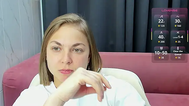 Snapshot of TataArdent chatting on January 8, 2026, 8:26 pm TataArdent online show from January 8, 2026, 8:26 pm