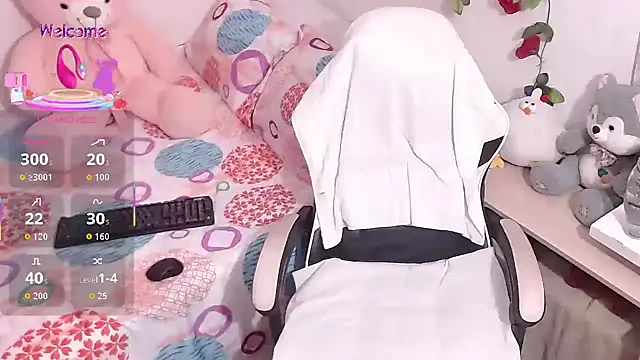 Gipsysex online show from April 6, 2026, 5:25 pm