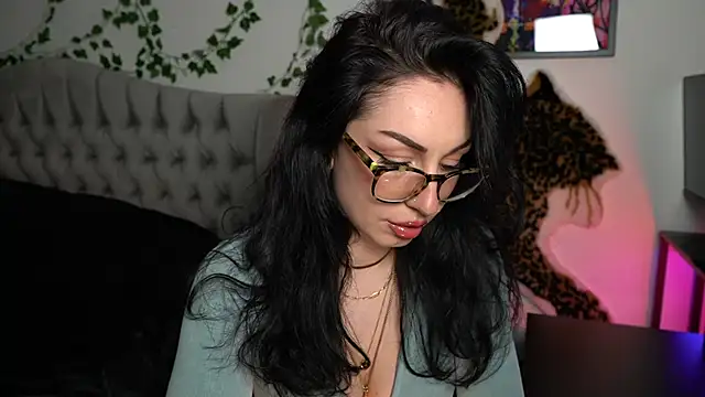 Snapshot of Estherjizz chatting on September 18, 2025, 4:43 pm Estherjizz online show from September 18, 2025, 4:43 pm