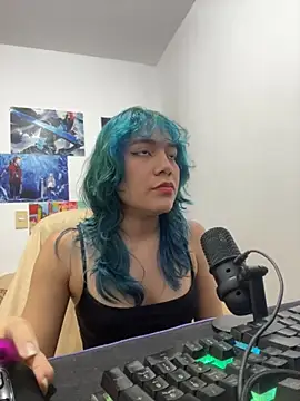 Snapshot of VaioletUwU chatting on October 4, 2025, 3:19 am VaioletUwU online show from October 4, 2025, 3:19 am