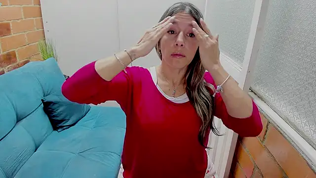 Snapshot of Penelope47 chatting on February 4, 2026, 6:14 pm Penelope47 online show from February 4, 2026, 6:14 pm