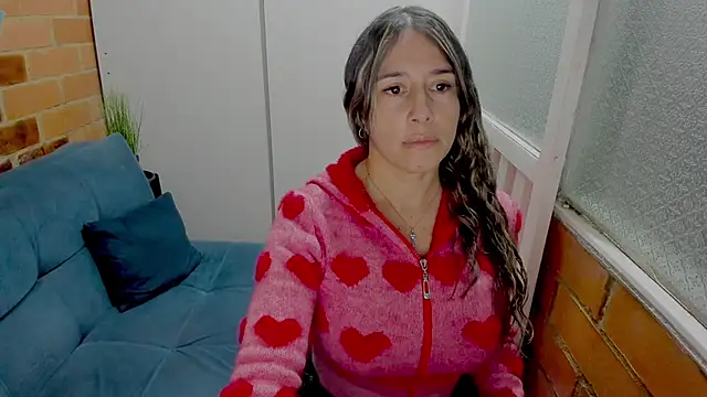 Snapshot of Penelope47 chatting on February 19, 2026, 7:00 pm Penelope47 online show from February 19, 2026, 7:00 pm