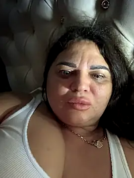 littleRikka online show from November 21, 2025, 4:28 pm