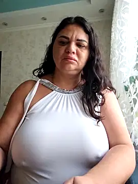 littleRikka online show from November 14, 2025, 7:23 am