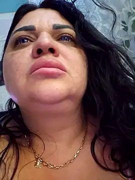 littleRikka online show from April 3, 2026, 8:04 pm