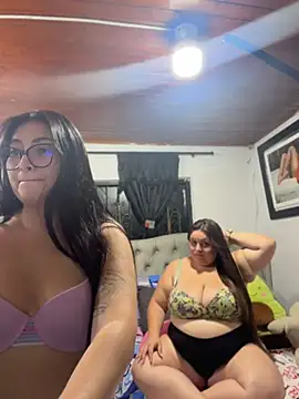 Snapshot of samybenson chatting on June 20, 2026, 4:23 pm samybenson online show from June 20, 2026, 4:23 pm