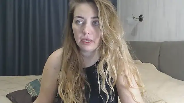 xxkristinaxx online show from January 13, 2026, 8:40 am