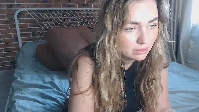 Snapshot of xxkristinaxx chatting on February 20, 2025, 10:59 am xxkristinaxx online show from February 20, 2025, 10:59 am