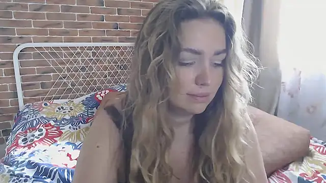 Snapshot of xxkristinaxx chatting on February 26, 2025, 7:34 am xxkristinaxx online show from February 26, 2025, 7:34 am