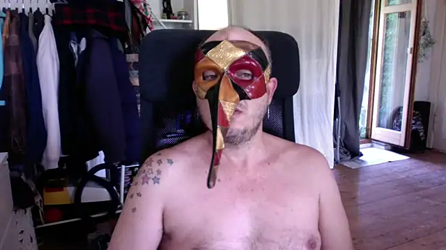 Snapshot of WelcomeTrick chatting on May 26, 2026, 7:50 am WelcomeTrick online show from May 26, 2026, 7:50 am
