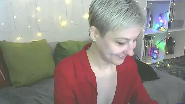 Snapshot of MartaBounty chatting on May 24, 2026, 9:26 pm MartaBounty online show from May 24, 2026, 9:26 pm
