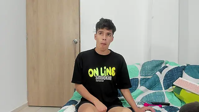 Snapshot of Dimitrixxx__ chatting on November 7, 2025, 1:32 am Dimitrixxx online show from November 7, 2025, 1:32 am