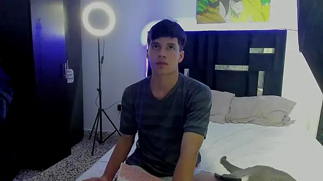 Snapshot of Dimitrixxx__ chatting on January 6, 2026, 2:48 am Dimitrixxx online show from January 6, 2026, 2:48 am