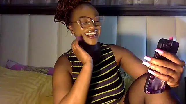 Snapshot of BOOTYBANGER24xx chatting on January 21, 2025, 10:30 am BOOTYBANGER24xx online show from January 21, 2025, 10:30 am