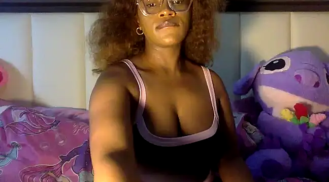 Snapshot of BOOTYBANGER24xx chatting on March 4, 2025, 9:18 am BOOTYBANGER24xx online show from March 4, 2025, 9:18 am
