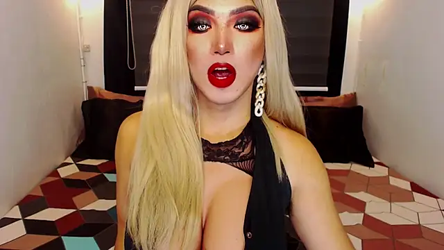 HugeCockDominantXxX online show from November 30, 2025, 8:31 pm