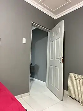 Snapshot of Sexycandyxxx chatting on February 3, 2026, 4:21 am Sexycandyxxx online show from February 3, 2026, 4:21 am